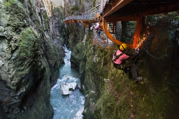 Travaux d'accès difficiles en milieu naturel